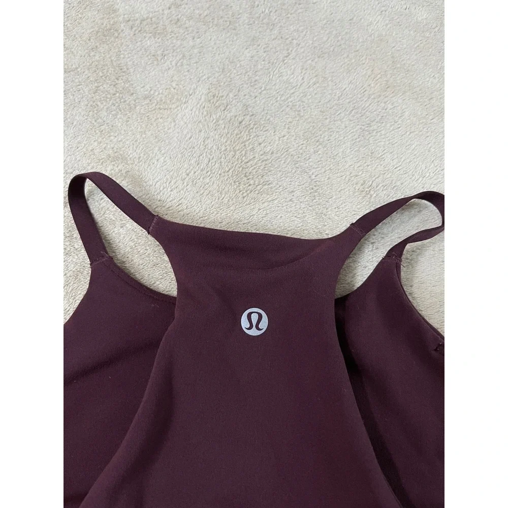 Lululemon High Neck Racerback Tank Top Shelf Bra Women XL Burgundy Mesh Hem EUC